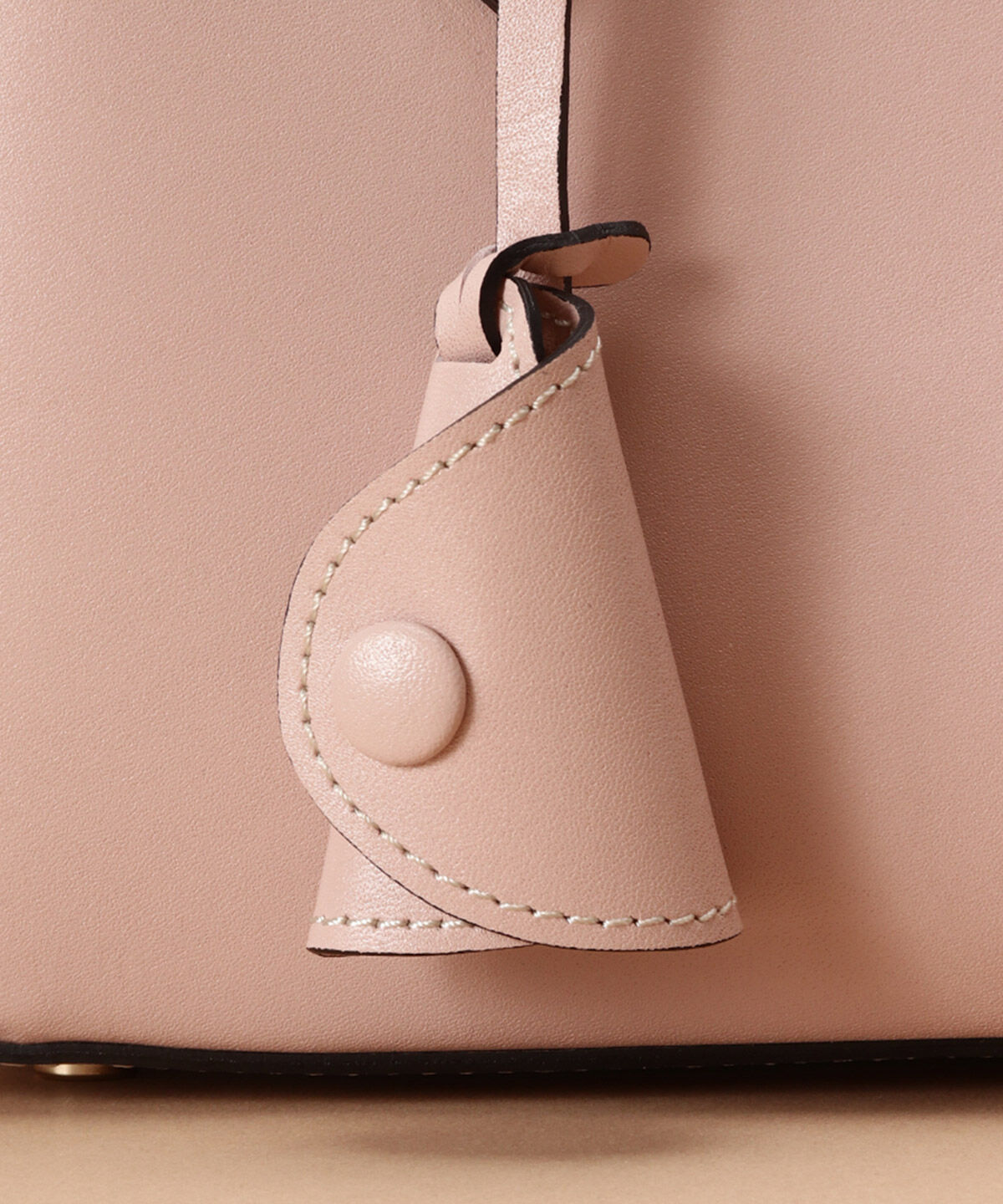 Samantha Thavasa「ウォータプルーフレザー ボックスハンドバッグ 小サイズ」|ハンドバッグ|