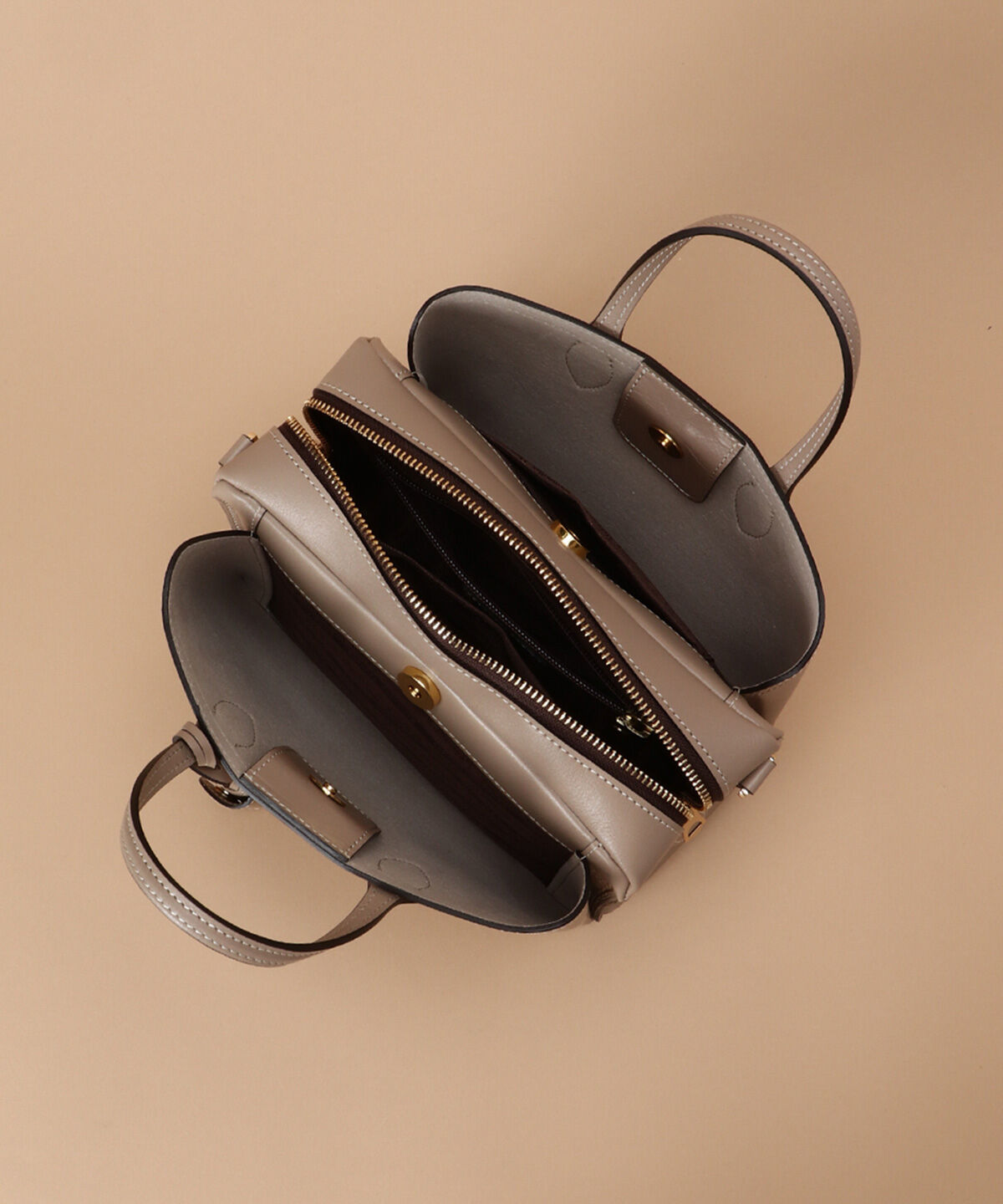 Samantha Thavasa「ウォータプルーフレザー ボックスハンドバッグ 小サイズ」|ハンドバッグ|