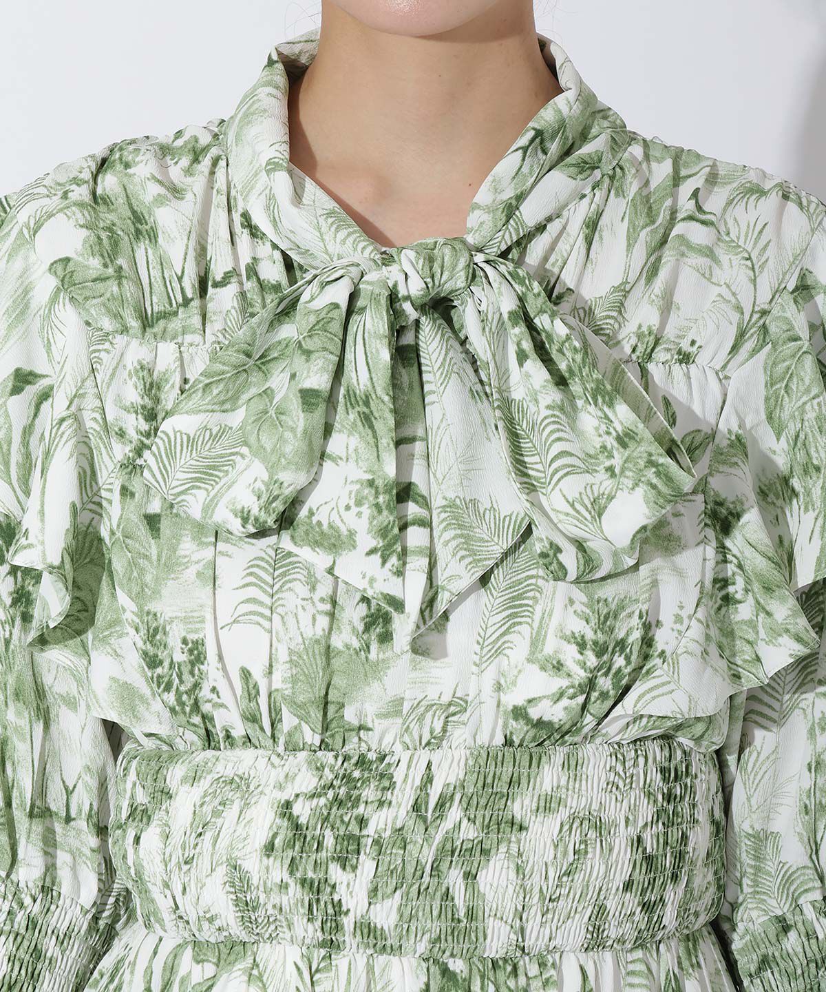 アンドクチュール「ボタニカル柄ボウタイリボンワンピース」|ワンピース|