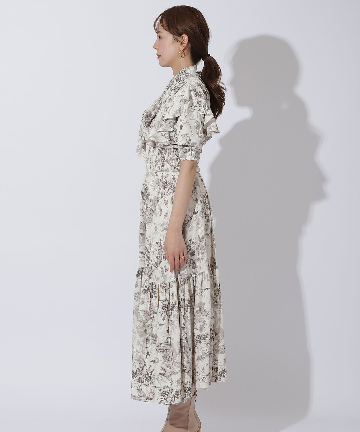 アンドクチュール「ボタニカル柄ボウタイリボンワンピース」|ワンピース|