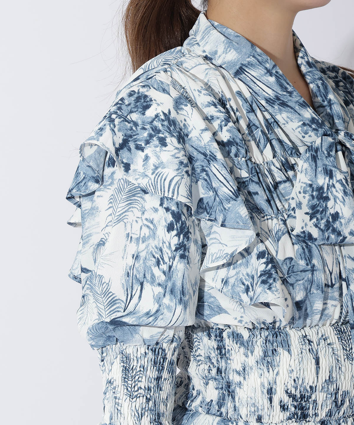 アンドクチュール「ボタニカル柄ボウタイリボンワンピース」|ワンピース|