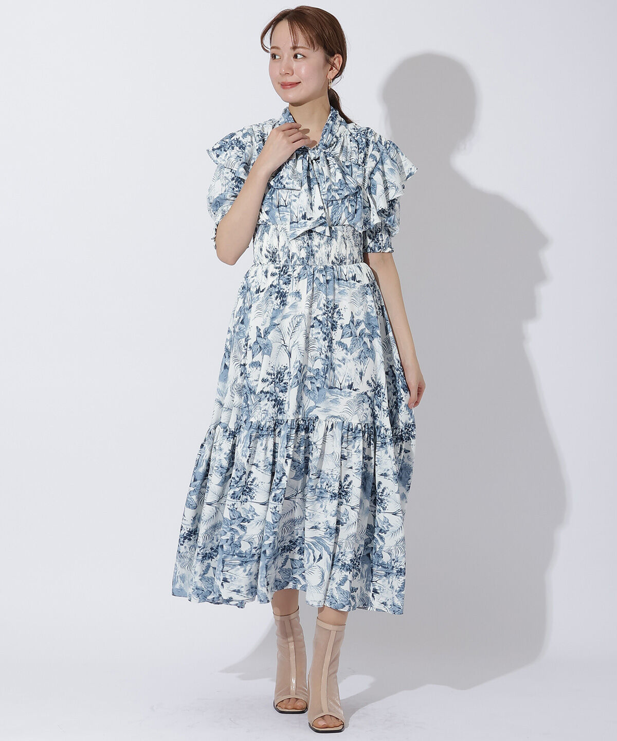 アンドクチュール「ボタニカル柄ボウタイリボンワンピース」|ワンピース|