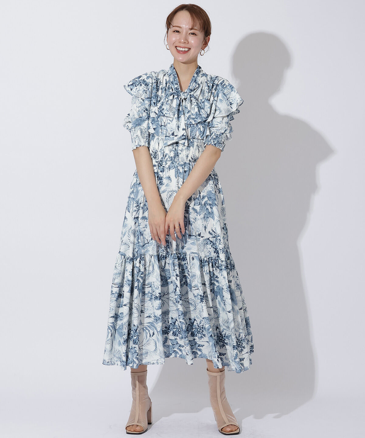 アンドクチュール「ボタニカル柄ボウタイリボンワンピース」|ワンピース|