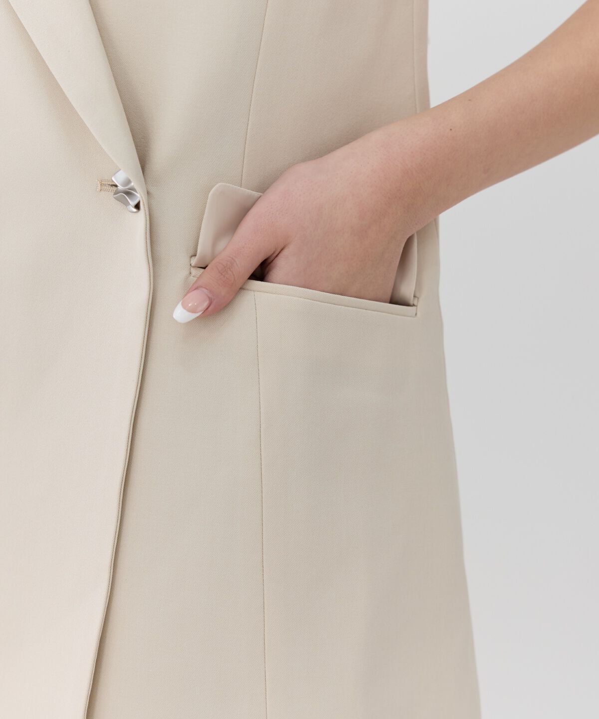 REDYAZEL「バックオープンベスト&times;フレアミニスカートセットアップ」|ワンピース|