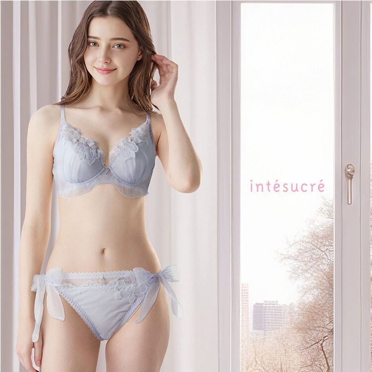 intesucre「アンテシュクレ narue&times;intesucre ブラジャー単品 B-F/60-75 IBT385」|インナー|
