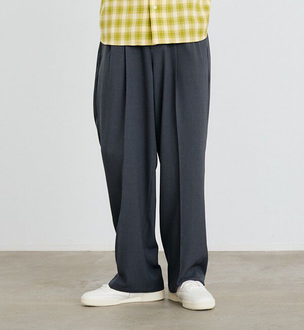 SHIPS「City Ambient Products: トロピカル 2タック ワイド スラックス」|スラックス|ダークグレー