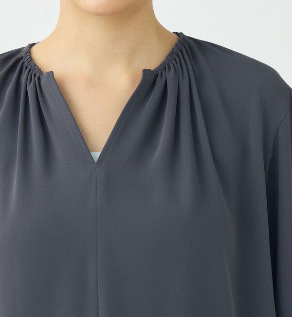Ballsey「マットサテン ギャザーネックブラウス」|シャツ・ブラウス|