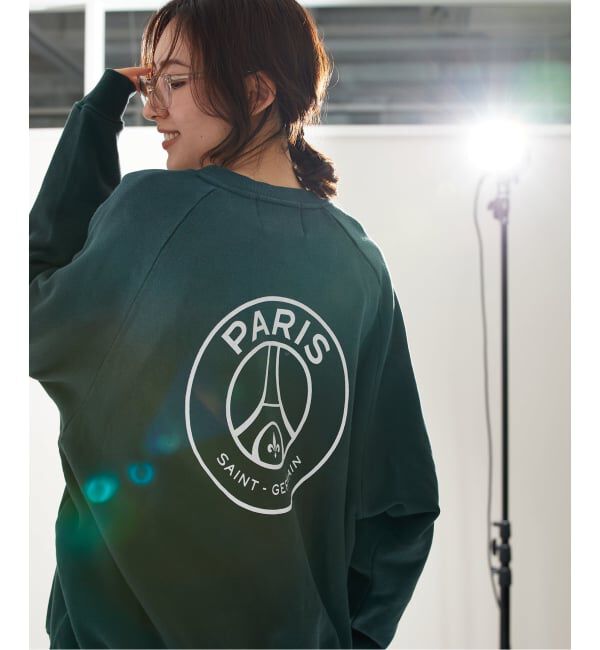 Paris Saint-Germain「【Paris Saint-Germain / パリ・サン＝ジェルマン】JP BACK EMBLEM SWEAT SHIRT」|スウェット・ジャージ|