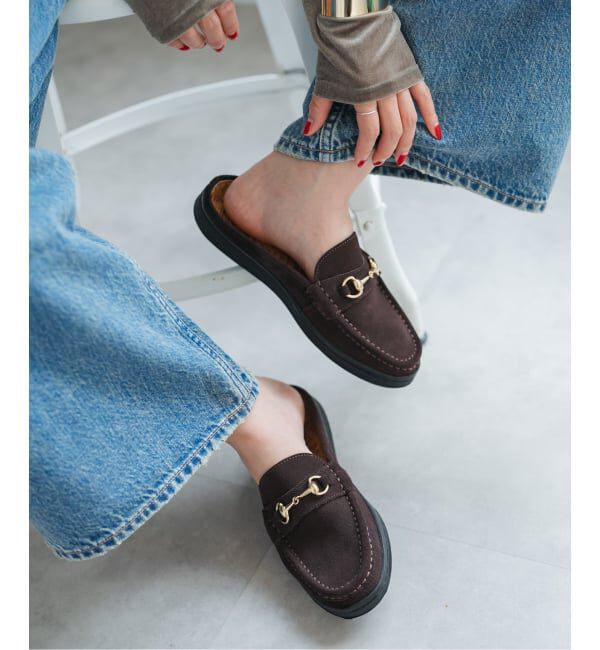 Spick and Span「MANEBU / マネブ BITCH SLIPPER」|スリッポン|ブラウン