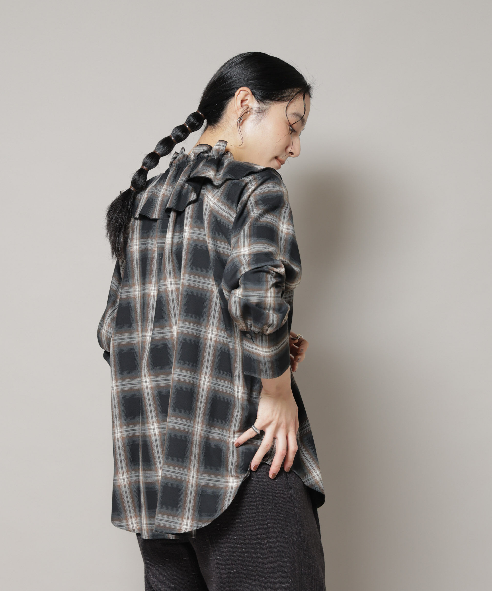 nano･universe「オンブレーチェックフリルカラーブラウス」|シャツ・ブラウス|