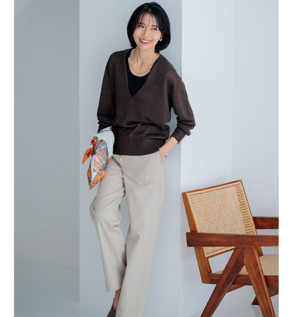 23区「【CLASSY.6月号掲載/洗える】ピュアリネンバルキー Vネックニット」|ニット・セーター|