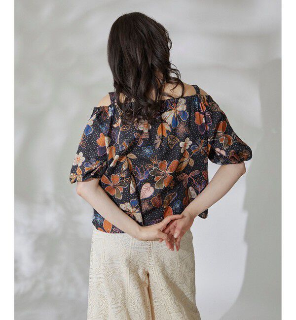 GRACE CONTINENTAL「バティックプリントオフショルトップ」|Tシャツ・カットソー|