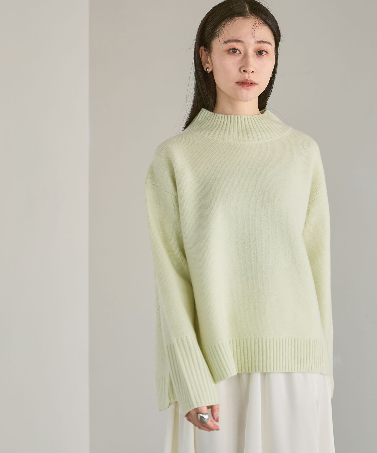 A part by 「カシミヤコンオフタートルニット」|ニット・セーター|イエロー