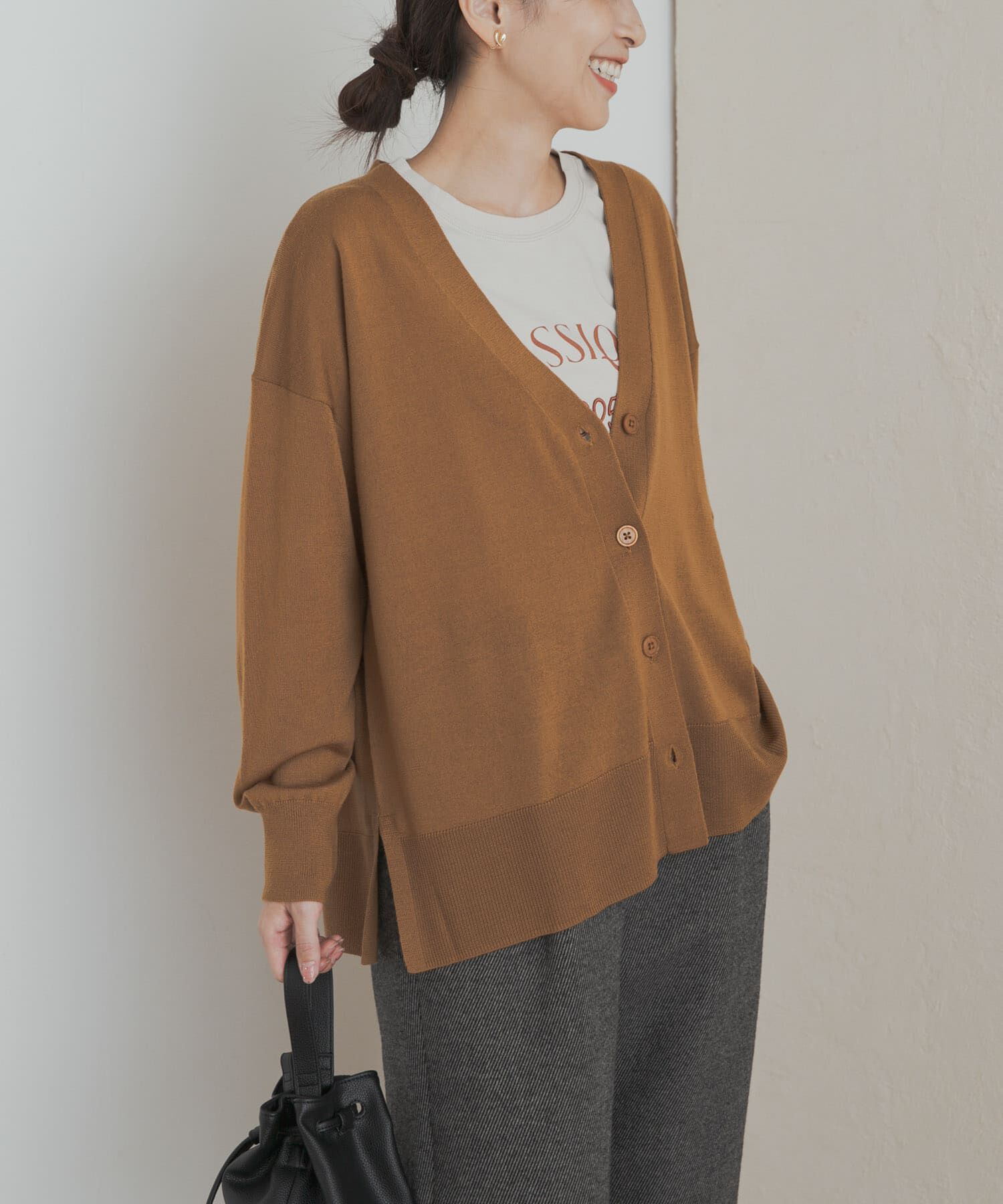 URBAN RESEARCH DOORS「ウォッシャブルウールVネックワイドカーディガン」|カーディガン|