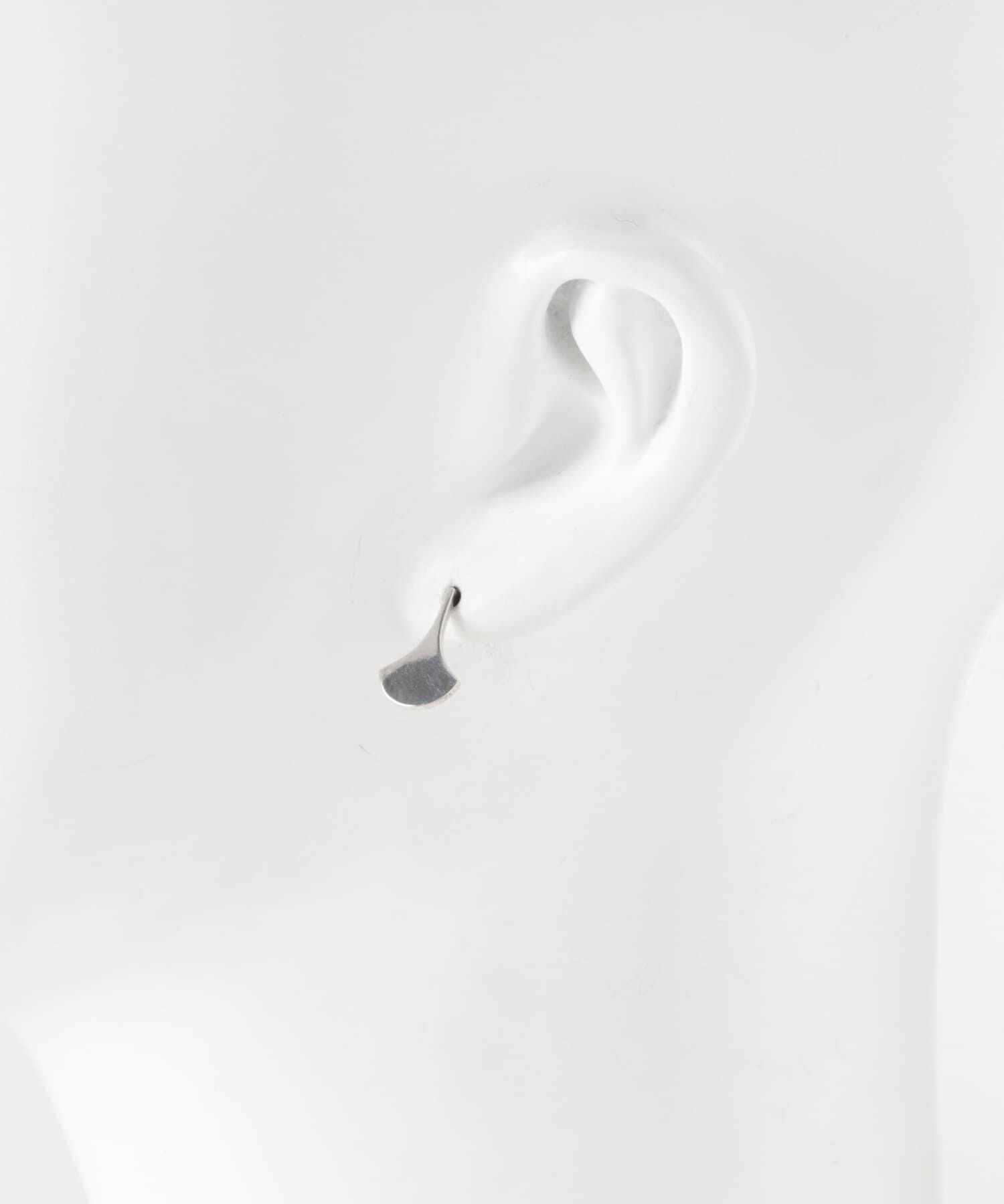 SMELLY「SMELLY so　fan shape pierce」|ピアス|