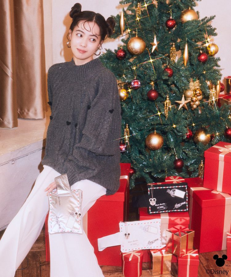 earth music&ecology「Disney/ミッキーチャーム付きレターモチーフポーチ」|ポーチ|