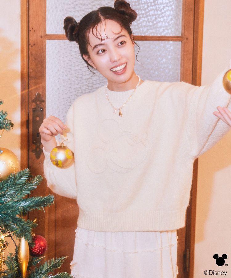 earth music&ecology「Disney/ミッキーコード刺繍ニットプルオーバー」|ニット・セーター|