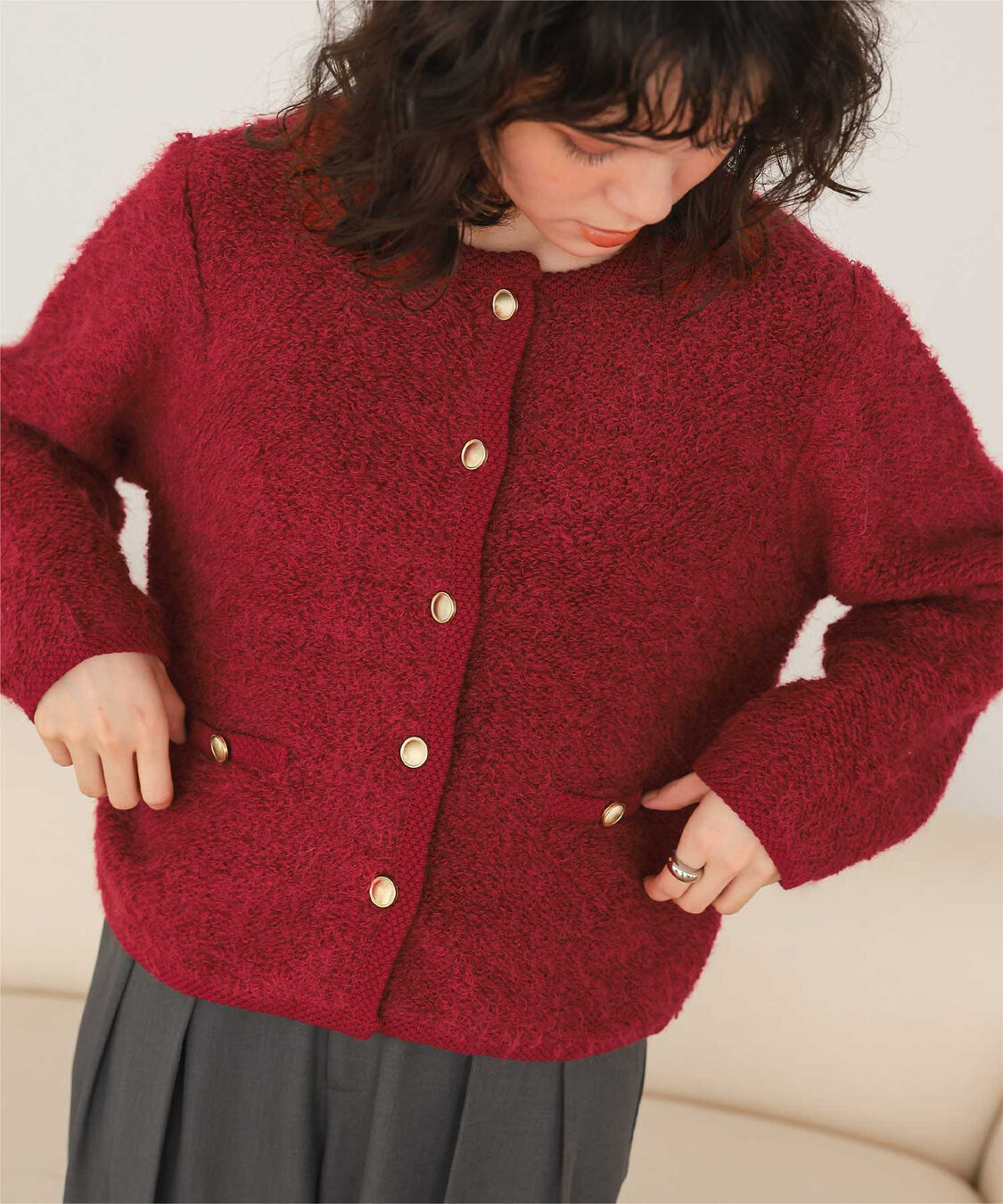 titivate「プチループゴールド釦ニットカーディガン」|ニット・セーター|