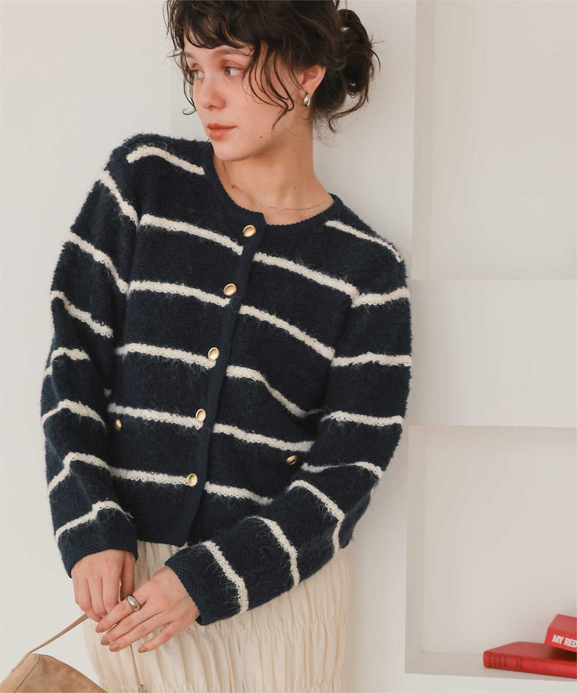 titivate「プチループゴールド釦ニットカーディガン」|ニット・セーター|