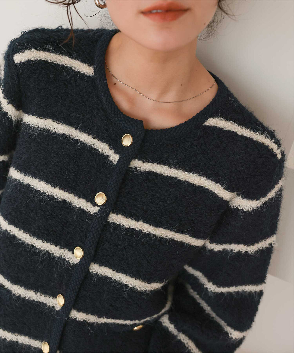 titivate「プチループゴールド釦ニットカーディガン」|ニット・セーター|