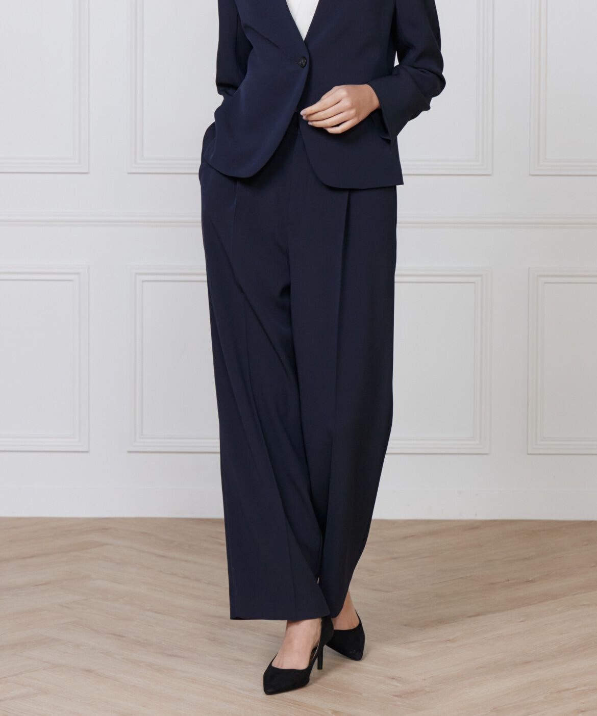 INED「《大きいサイズ》ワンタックストレートセミワイドパンツ」|その他|ネイビー