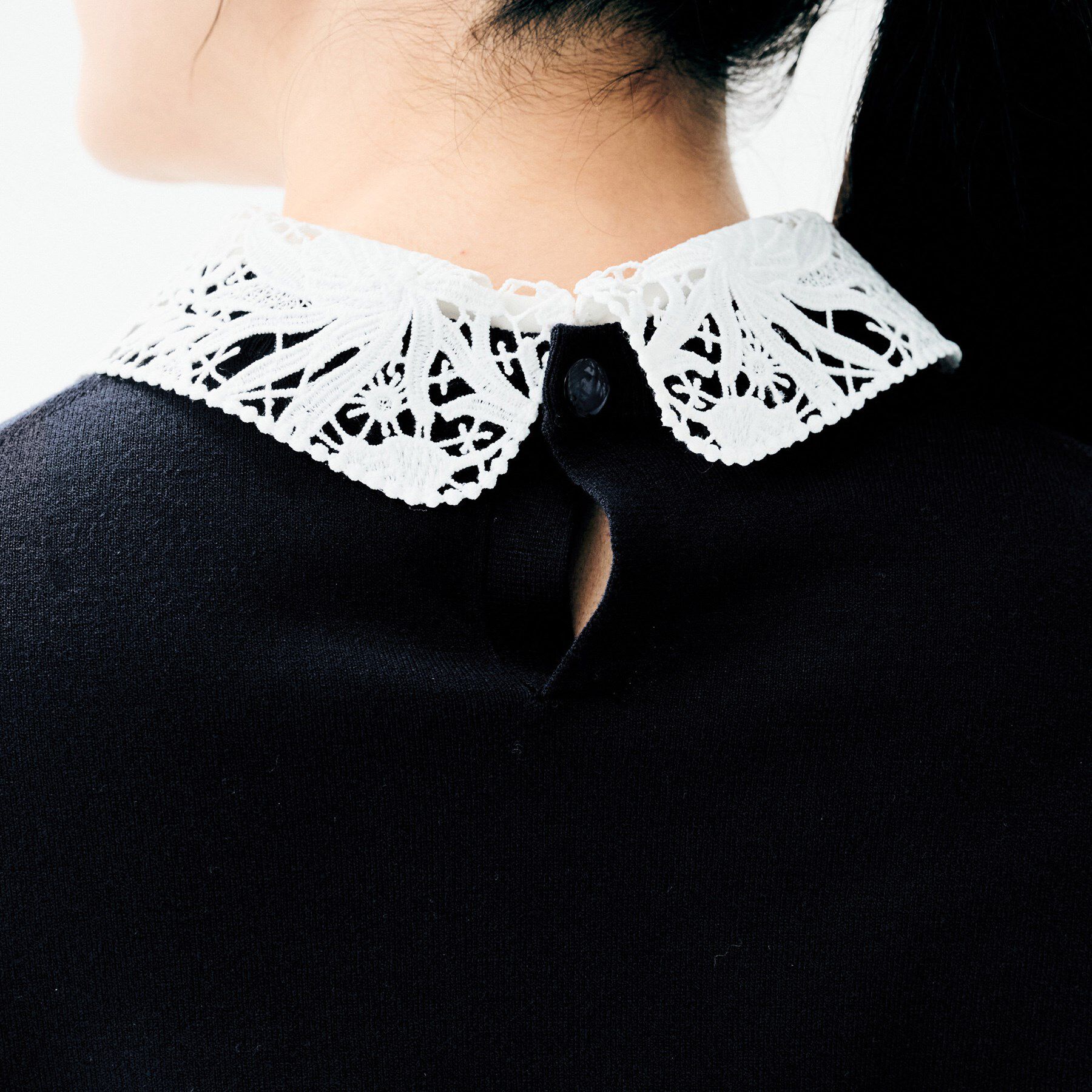 UNTITLED「【洗える/カジュアルフォーマル】2WAYレース襟ニットプルオーバー」|ニット・セーター|