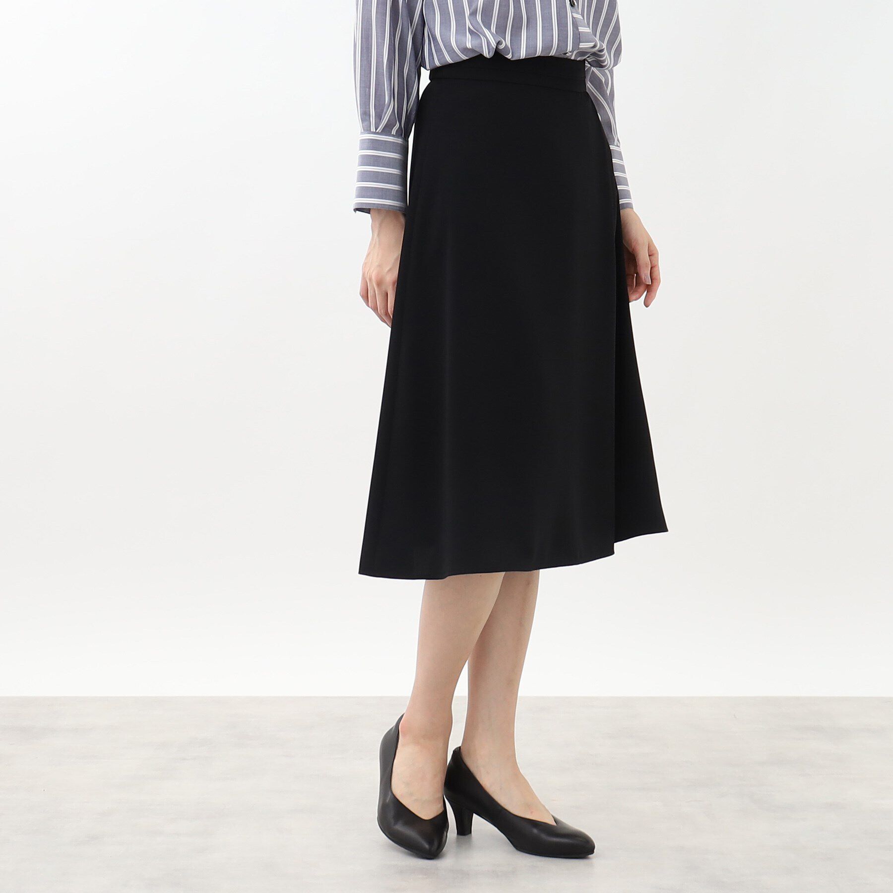 Reflect「【WEB限定カラーあり／マシンウォッシュ】サテンフレアスカート」|スカート|