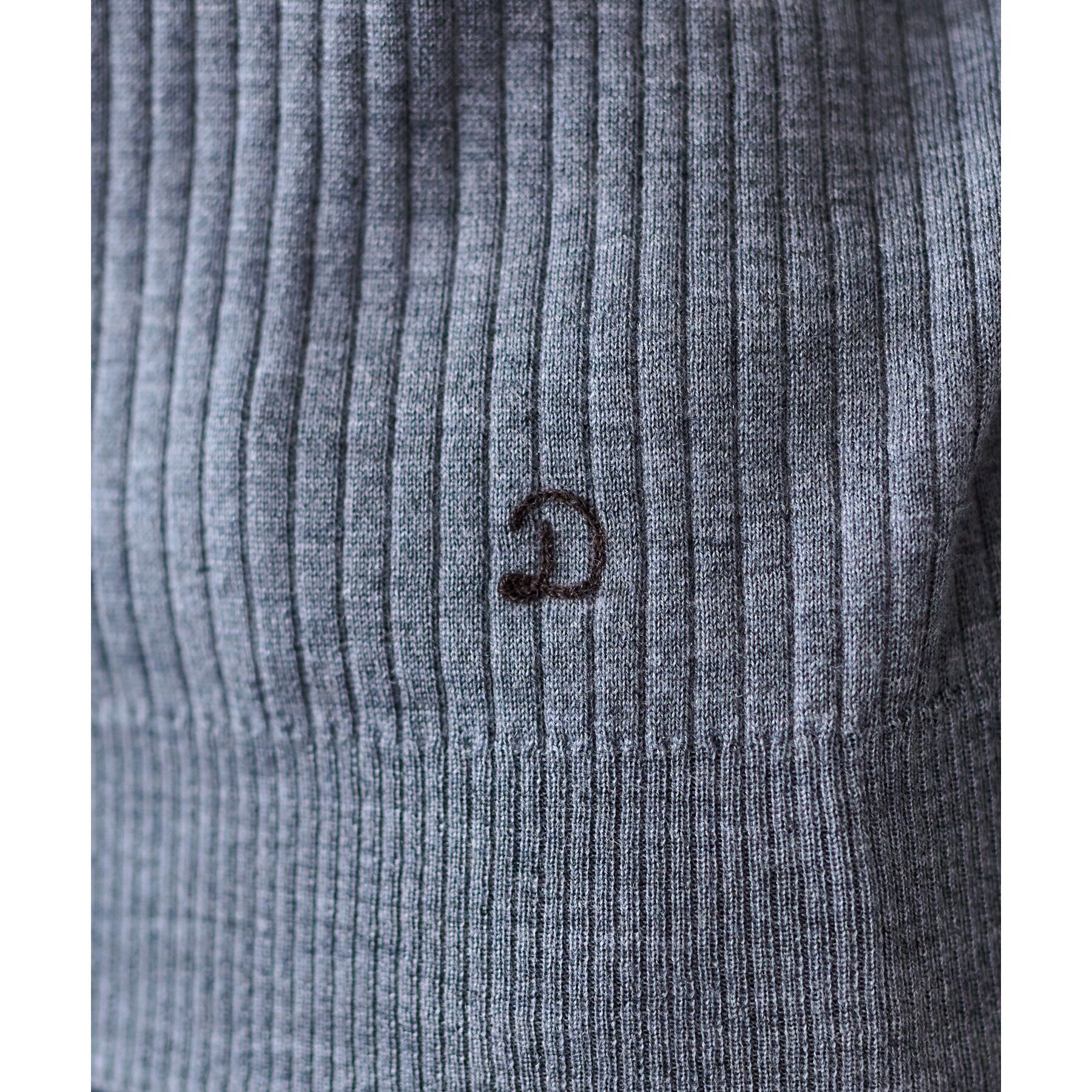 DRESSTERIOR「シルクカシミヤ混タートルニット」|ニット・セーター|