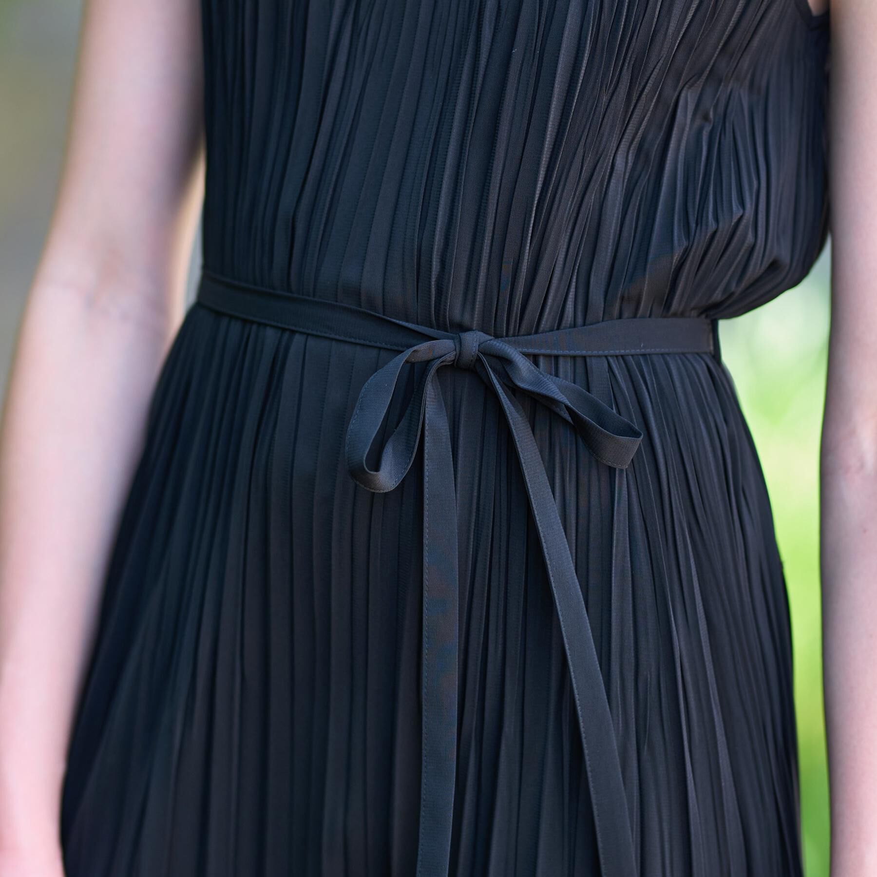 DRESSTERIOR「【洗える/オンオフ】プリーツノースリーブワンピース」|ワンピース|