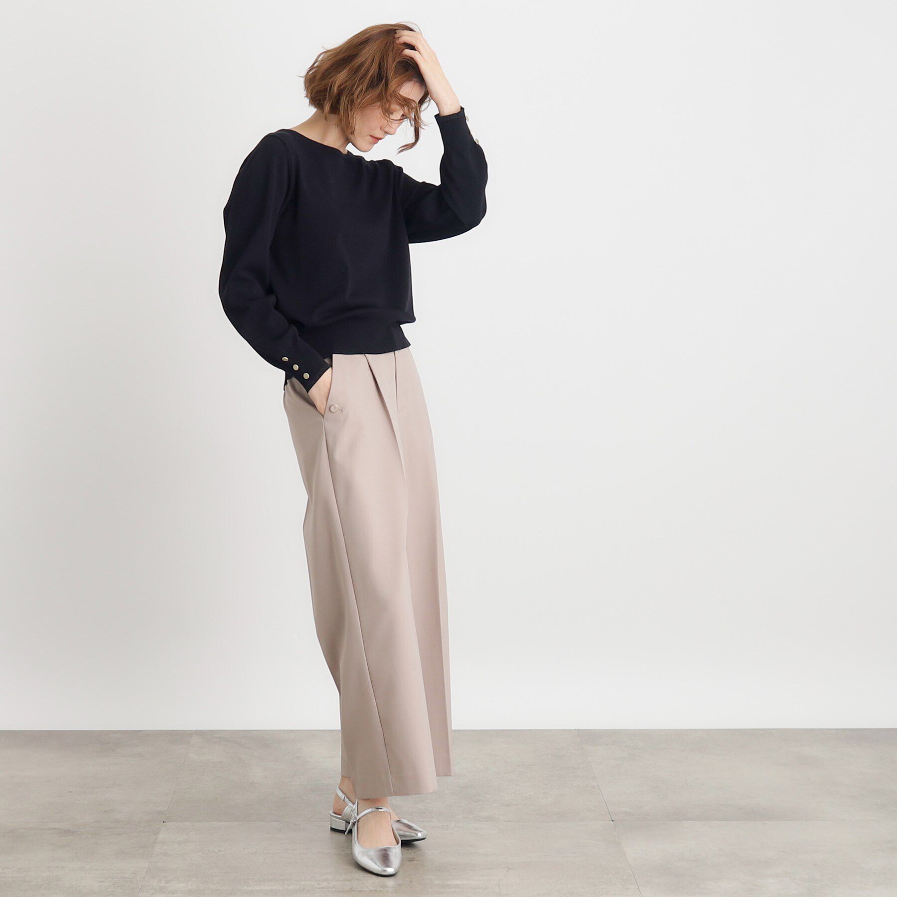 grove「袖ボタンクルーネックプルオーバー」|ニット・セーター|