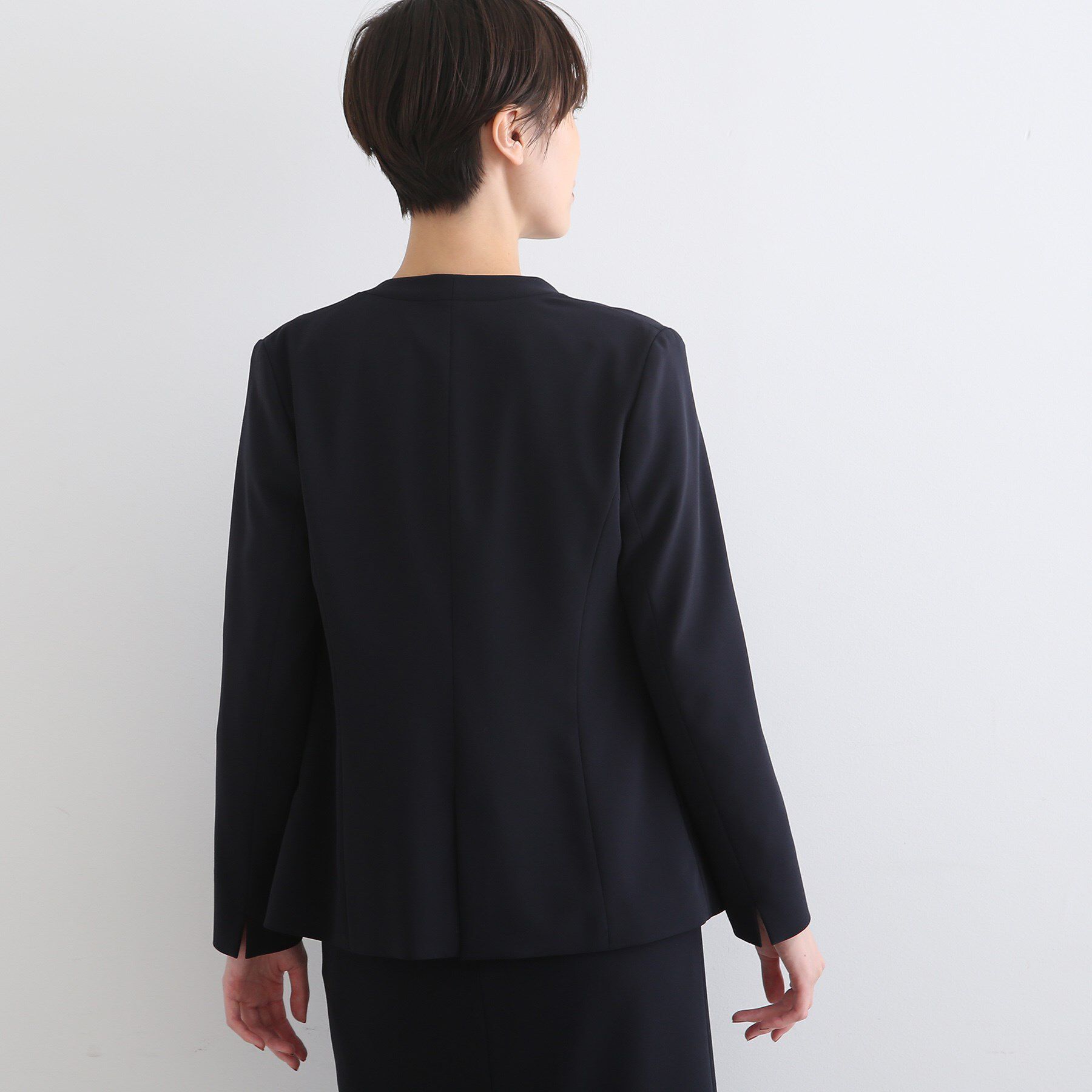 INDIVI「【洗える/UVケア/エコ/日本製】ストレッチノーカラージャケット」|スーツ|