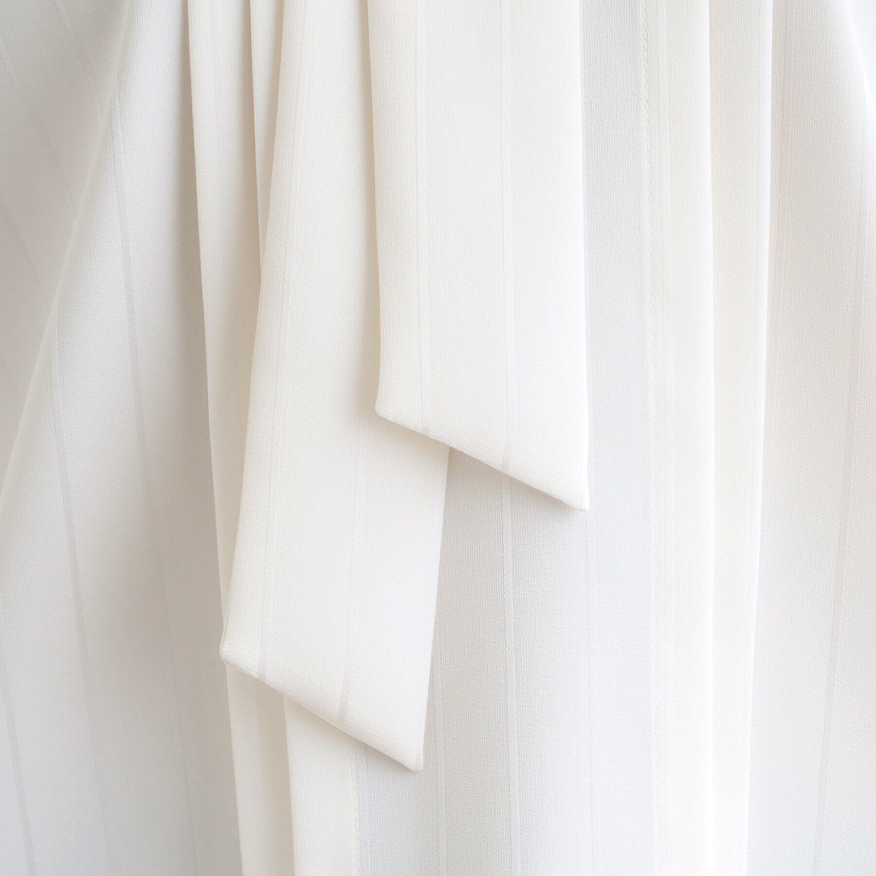 INDIVI「【洗える】シアーストライプ柄ボウタイブラウス」|シャツ・ブラウス|