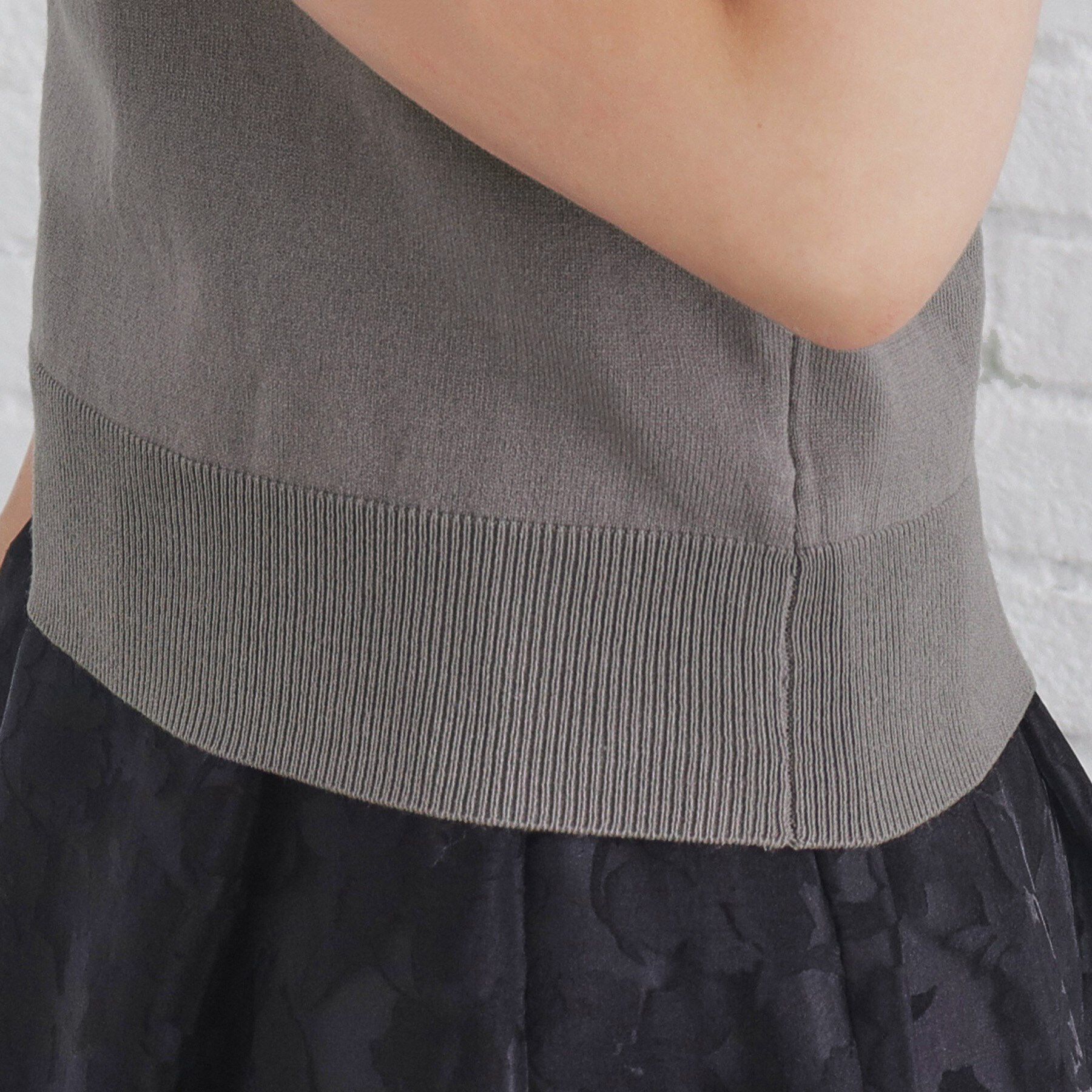 index「フェイクファースリーブニット【洗濯機可】」|ニット・セーター|