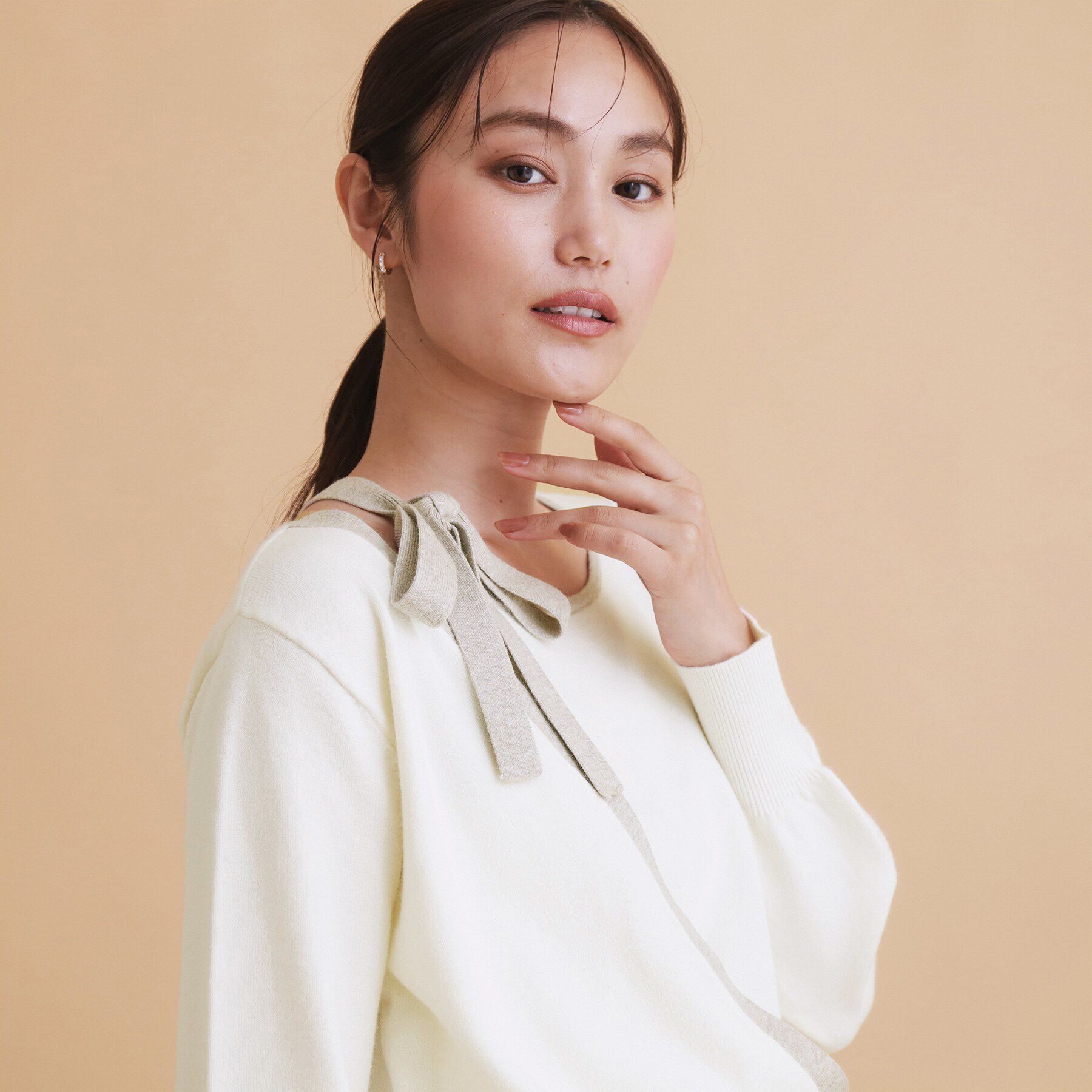 index「アシメリボンカシュクールニット【洗濯機洗い可】」|ニット・セーター|