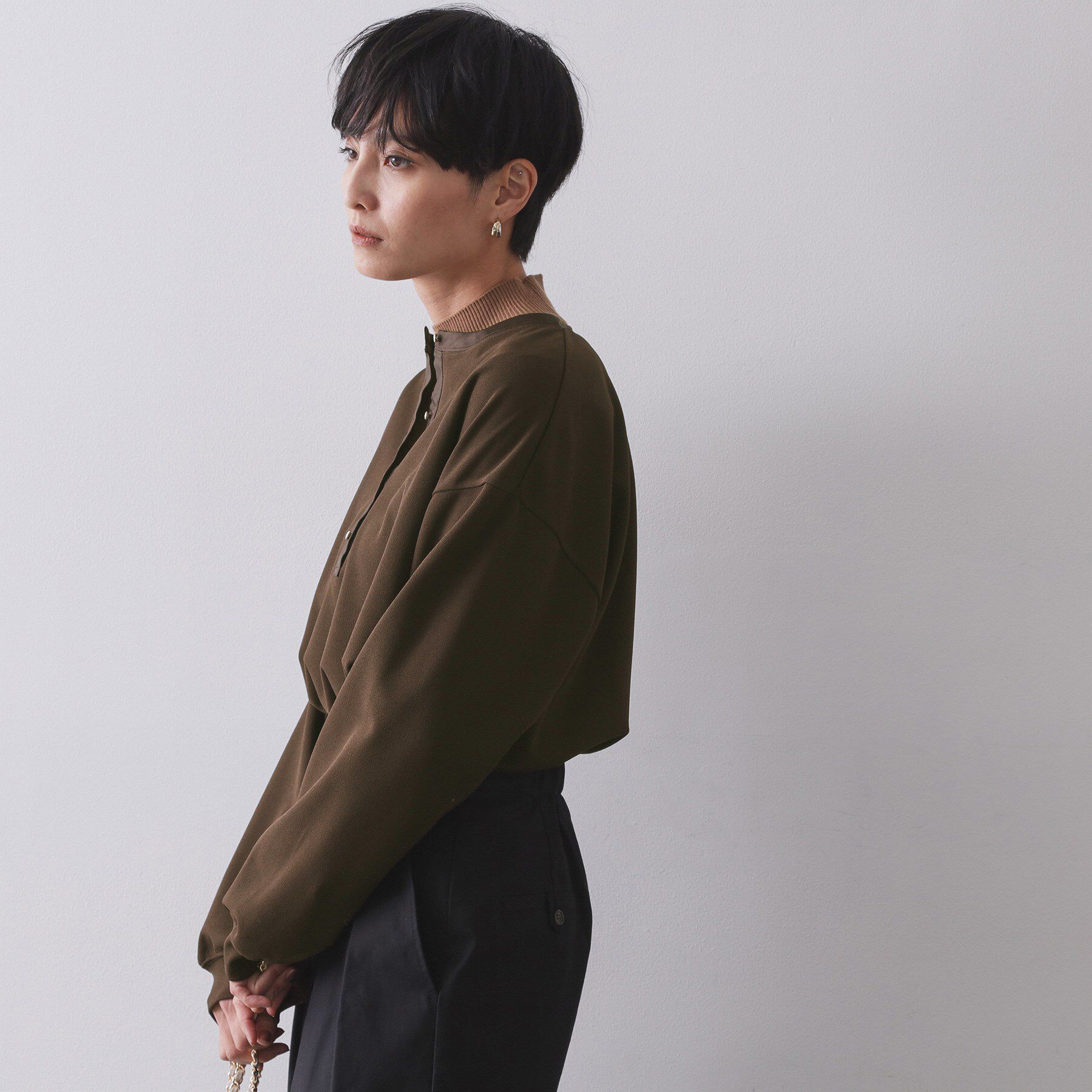 OPAQUE.CLIP「サテン使いヘンリーネックトップス【洗濯機OK】」|Tシャツ・カットソー|