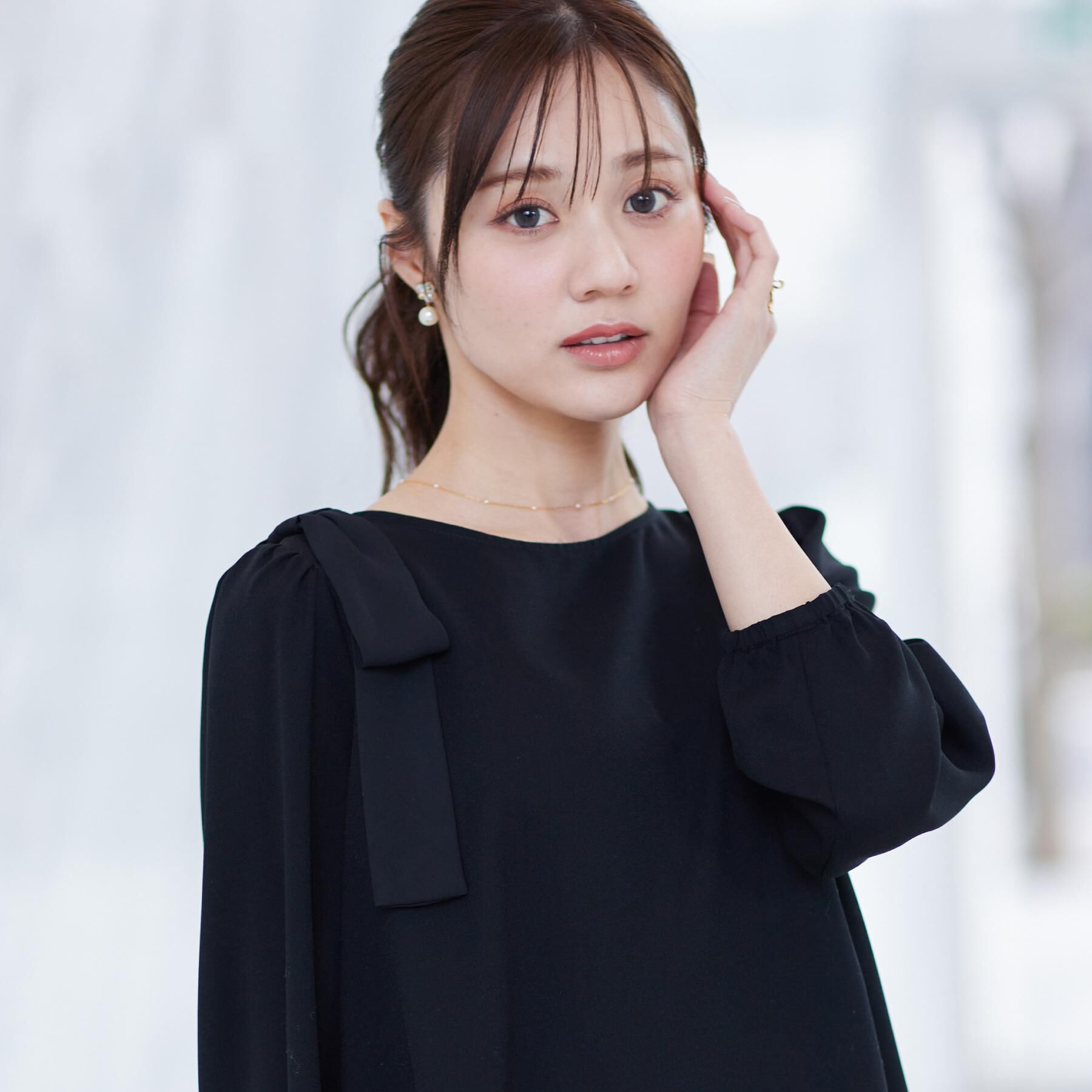 Couture broach「【フェミニン・通勤】肩リボンシフォンブラウス」|シャツ・ブラウス|