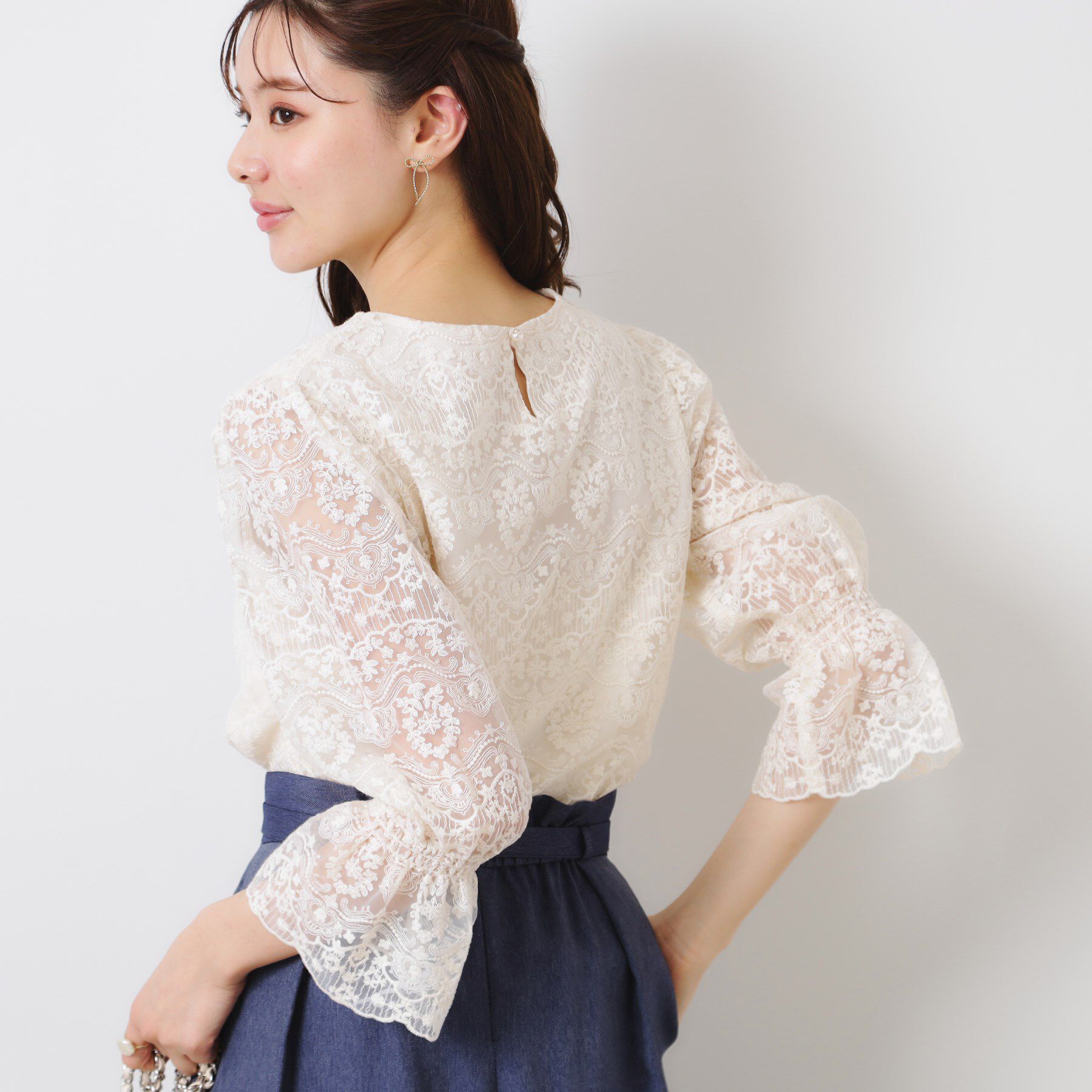 Couture broach「【一枚で着映える・華やか・通勤】エンブロチュール キャンディーズブラウス」|シャツ・ブラウス|