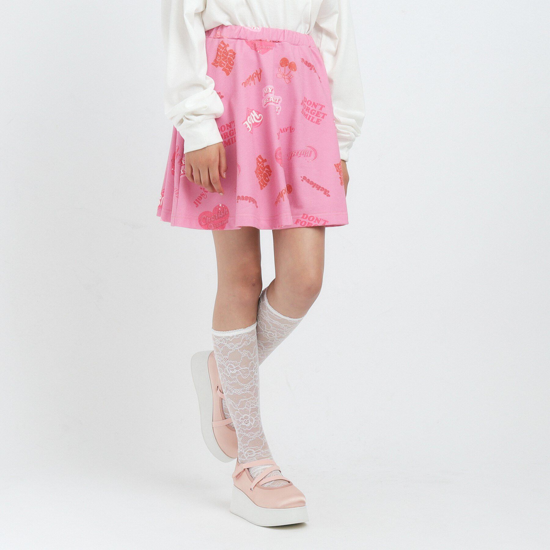 PINK-latte「【るーつくコラボ/ニコラ9月号掲載】総柄プリントフレアスカート」|スカート|