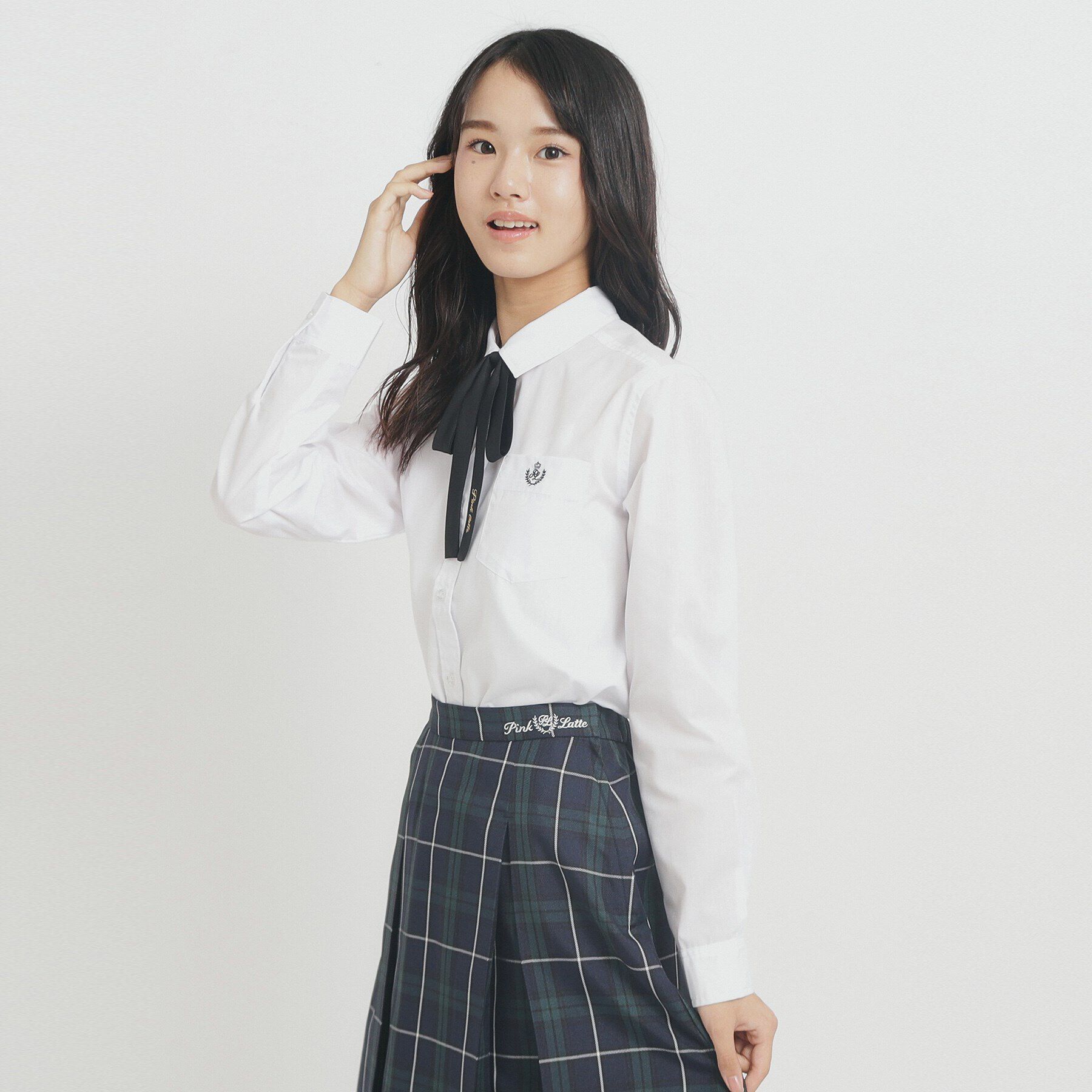 PINK-latte「【オケージョン・フォーマル】ベーシック ワンポイント刺繍シャツ」|シャツ・ブラウス|