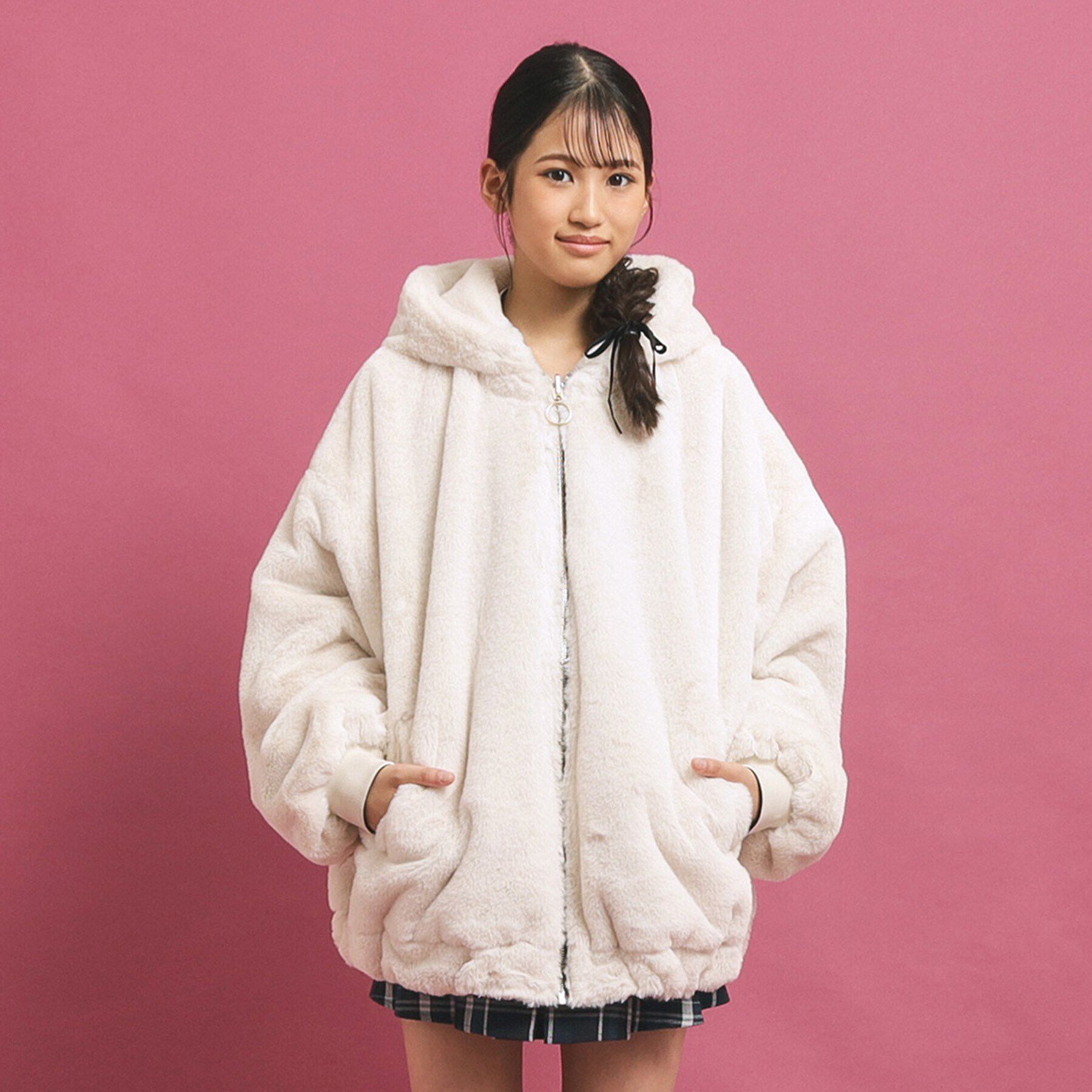 PINK-latte「【フーディ付き】モコモコ リバーシブルエコファー」|ブルゾン・スタジャン|