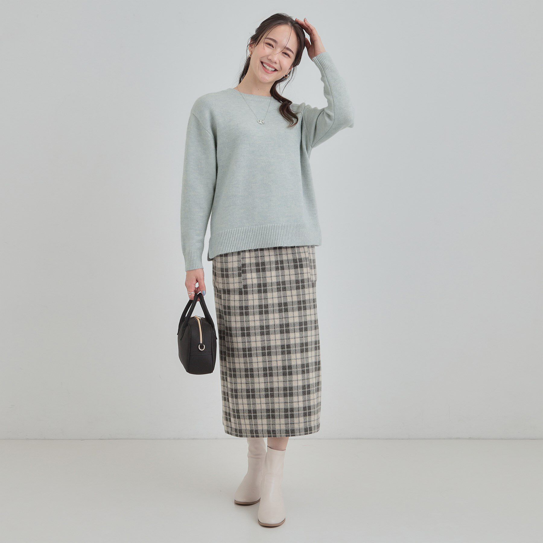 SHOO･LA･RUE「【S-LL/洗濯機可】キラキラ光るラメが上品　クルーネックニット」|ニット・セーター|