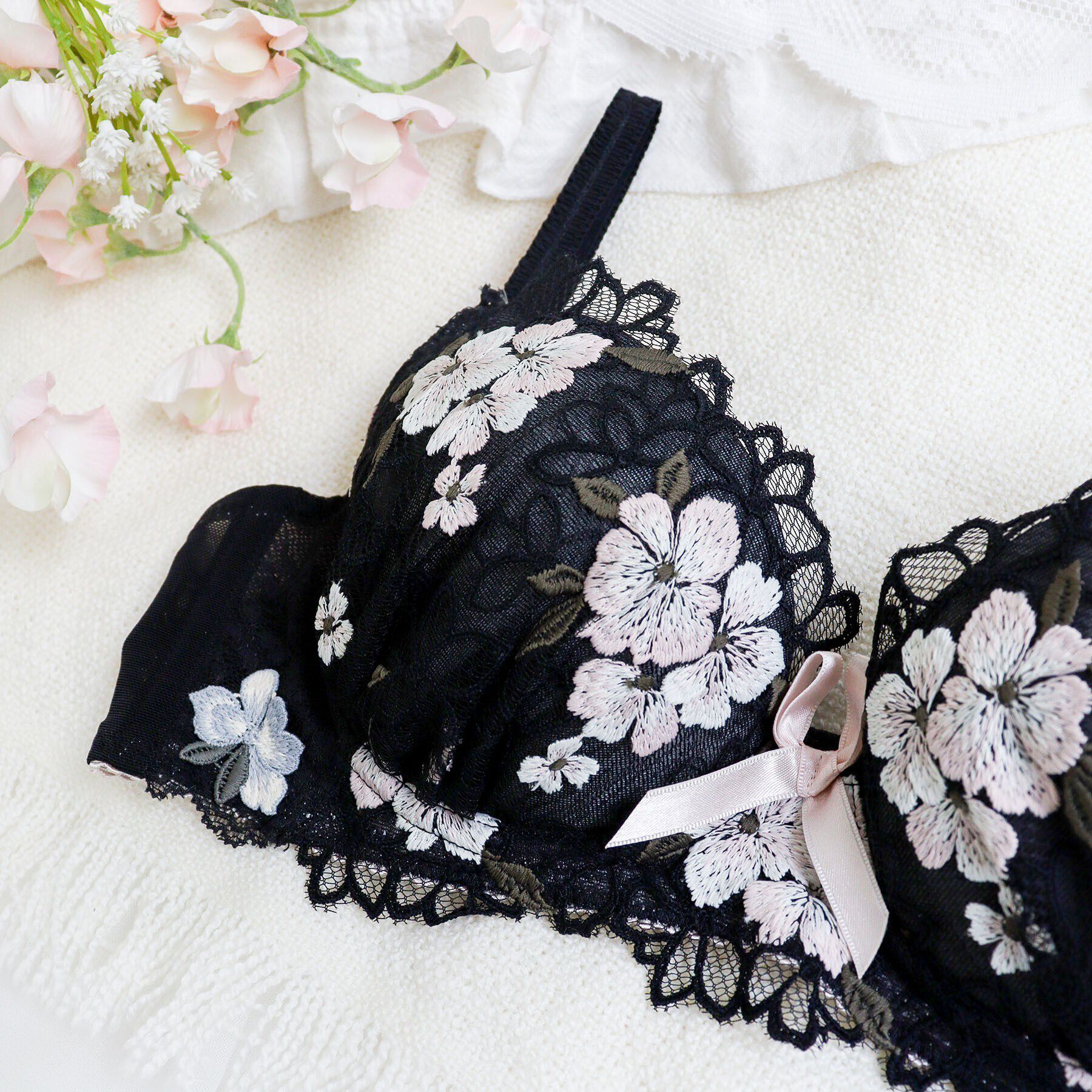 Risa Magli「フロール ブラジャー（E-F）＜スウィートリッチ＞」|インナー|