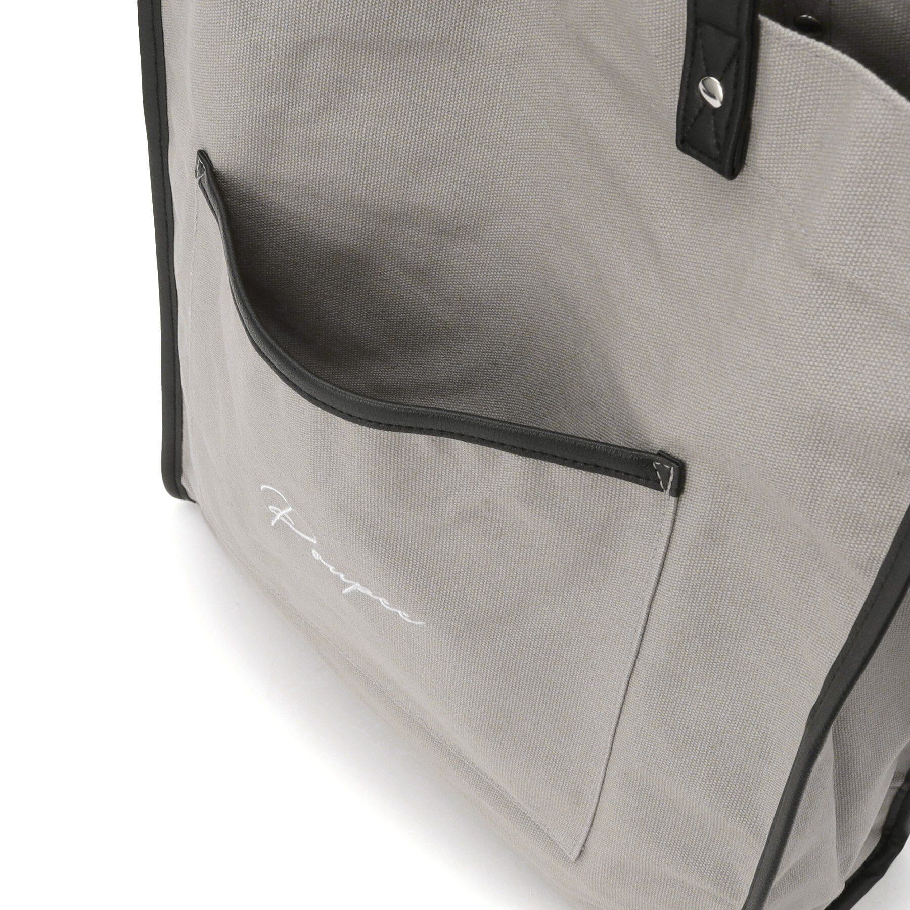 ITS&rsquo;DEMO「【推し活／A4対応】合皮パイピングキャンバストート」|トートバッグ|