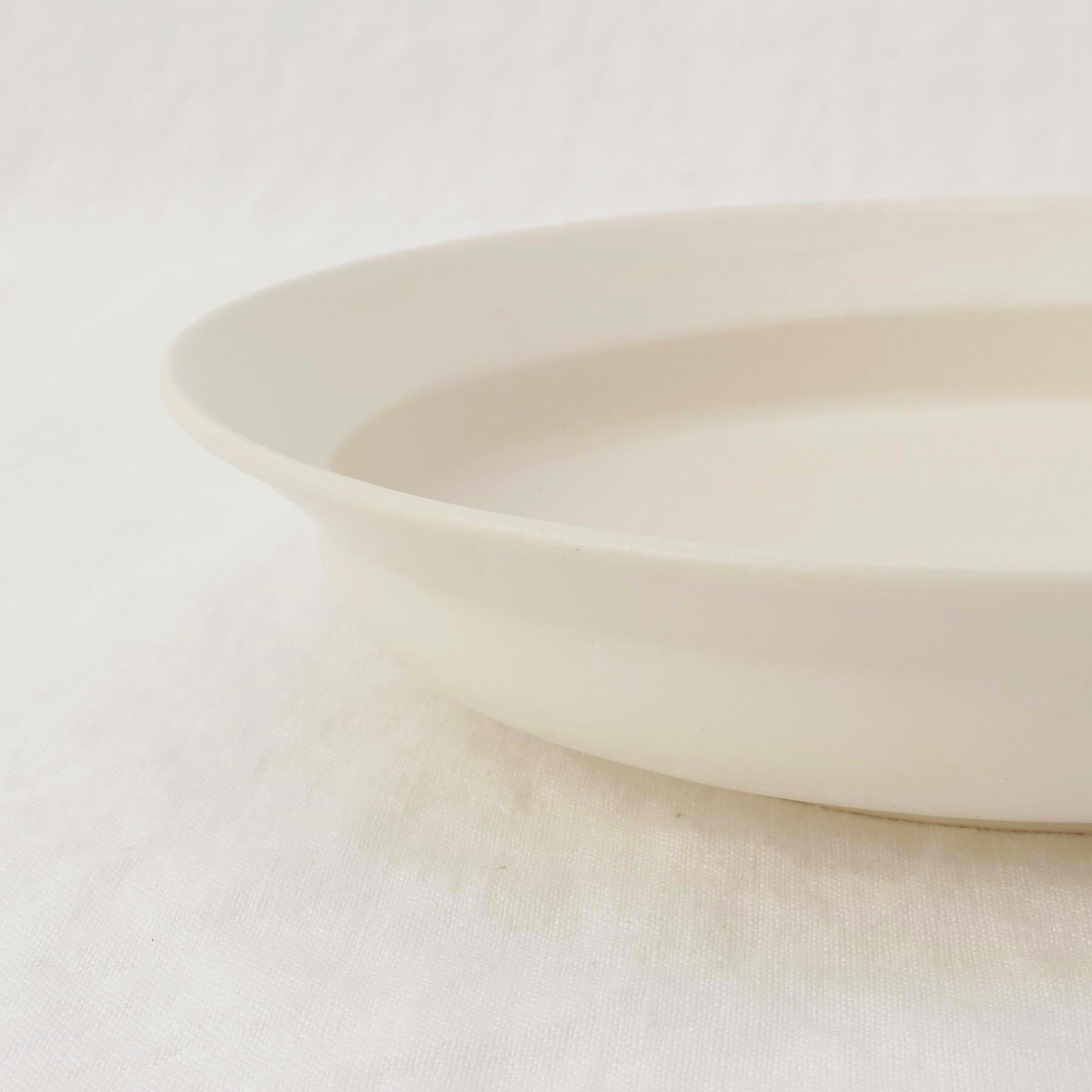 212 KITCHEN STORE「KOS リムオーバルボウル アイボリー」|食器・キッチングッズ|