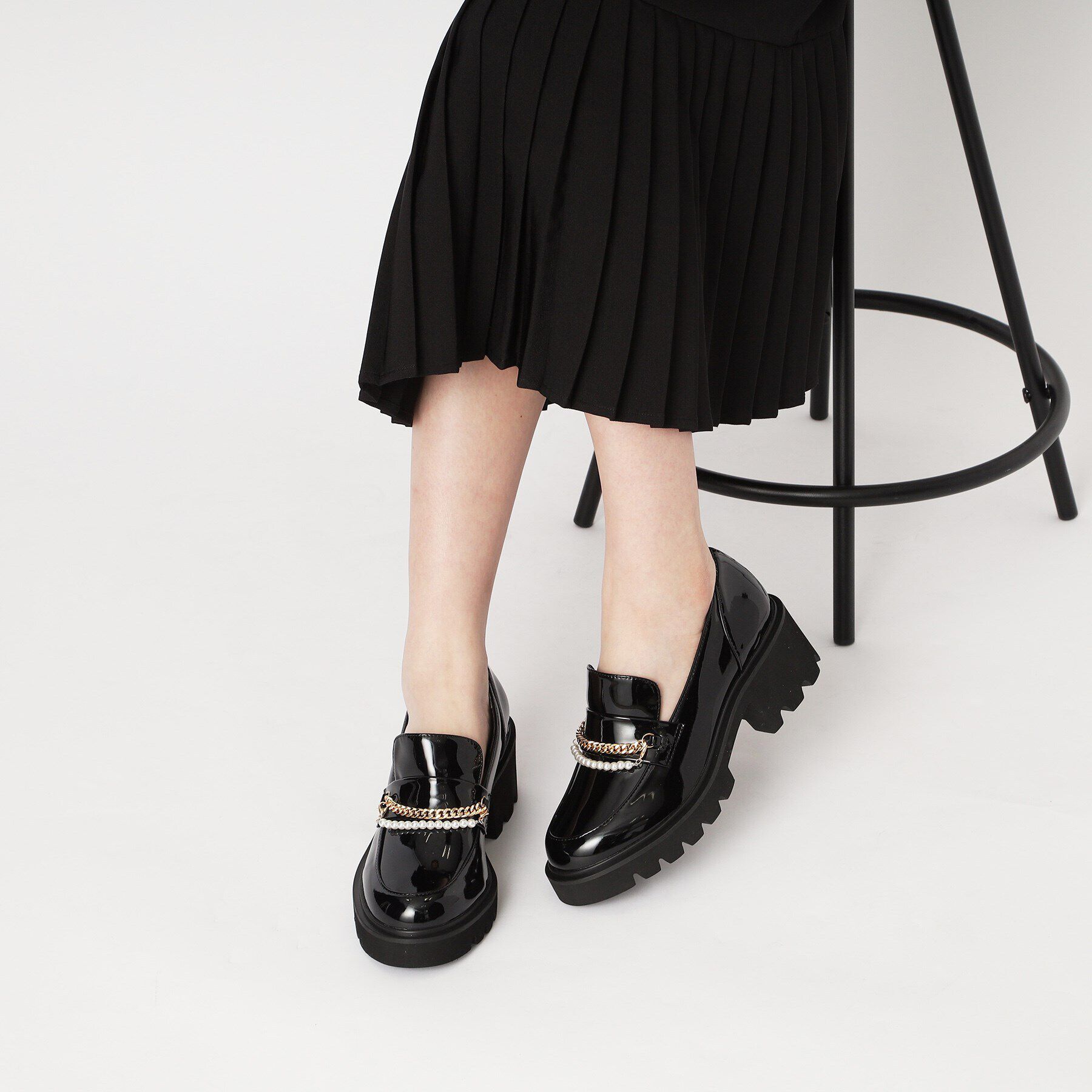 ESPERANZA「チェーン＆パール調モチーフローファー 24SS」|パンプス|