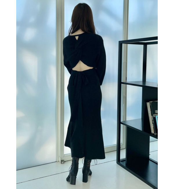 MERCURYDUO「バックシャンツイストデザインニットワンピース」|ワンピース|