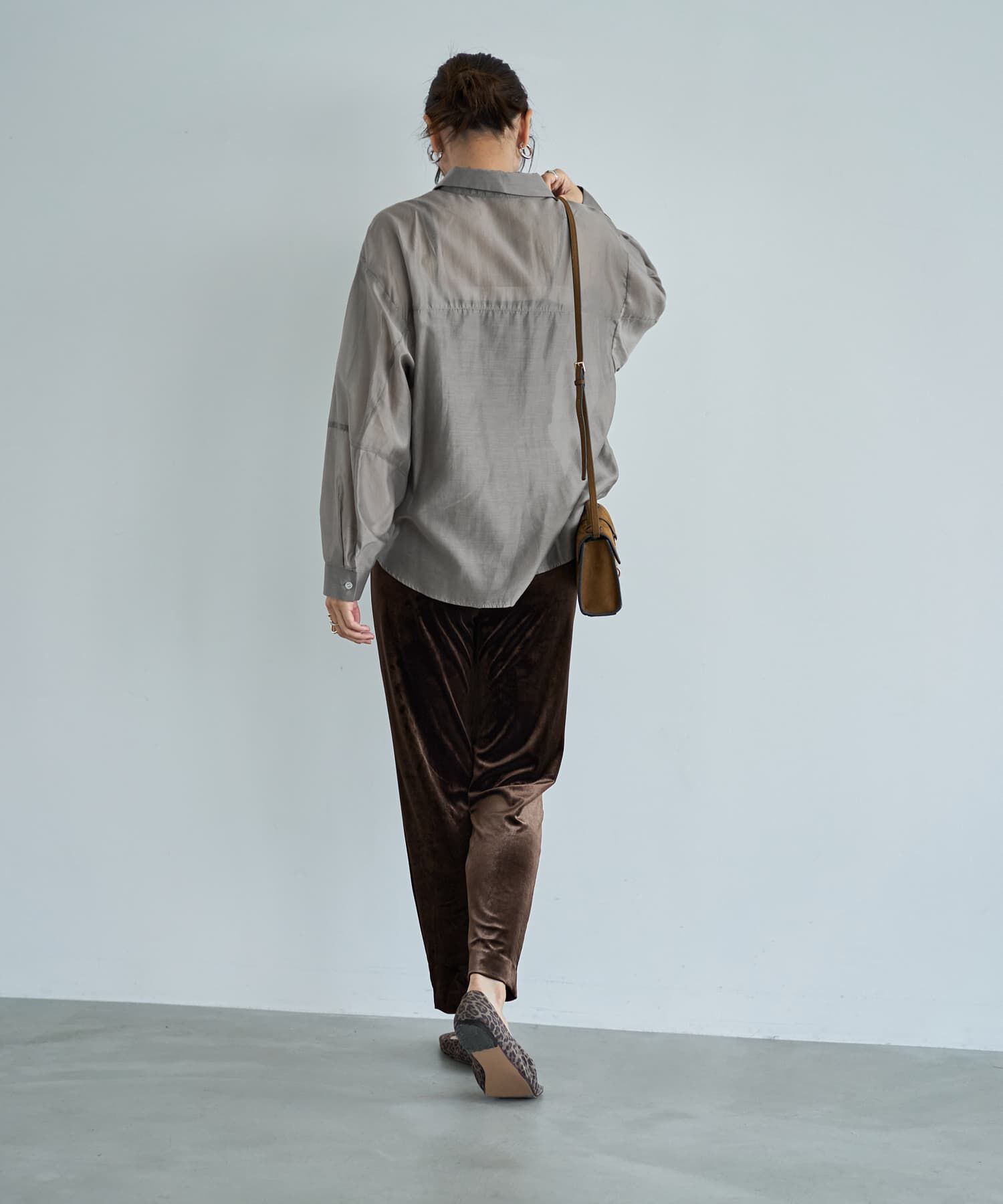 STYLE DELI「袖ハギ微光沢シアーシャツ」|シャツ・ブラウス|