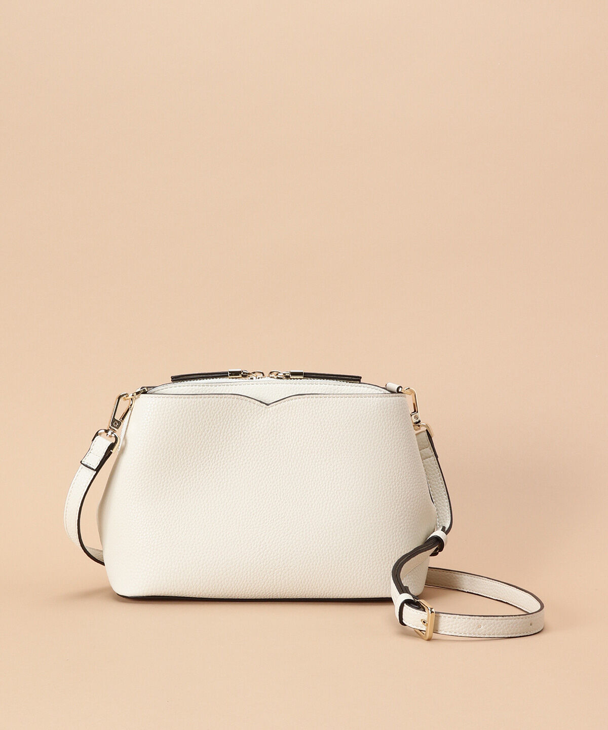 Samantha Thavasa「ウェーブデザインカッティングショルダーバッグ」|ショルダー・メッセンジャー|