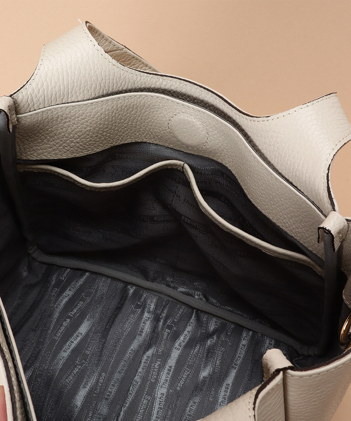 Samantha Thavasa「イタリアンシュリンクレザーバッグ 小サイズ」|ハンドバッグ|