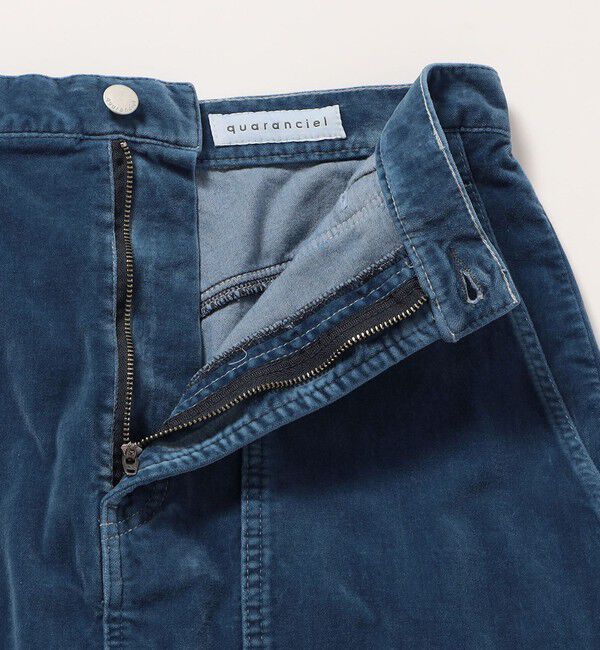 quaranciel「quaranciel:〈洗濯機可能〉コットン ベロア インディゴ Iライン ストレート スカート」|タイト|